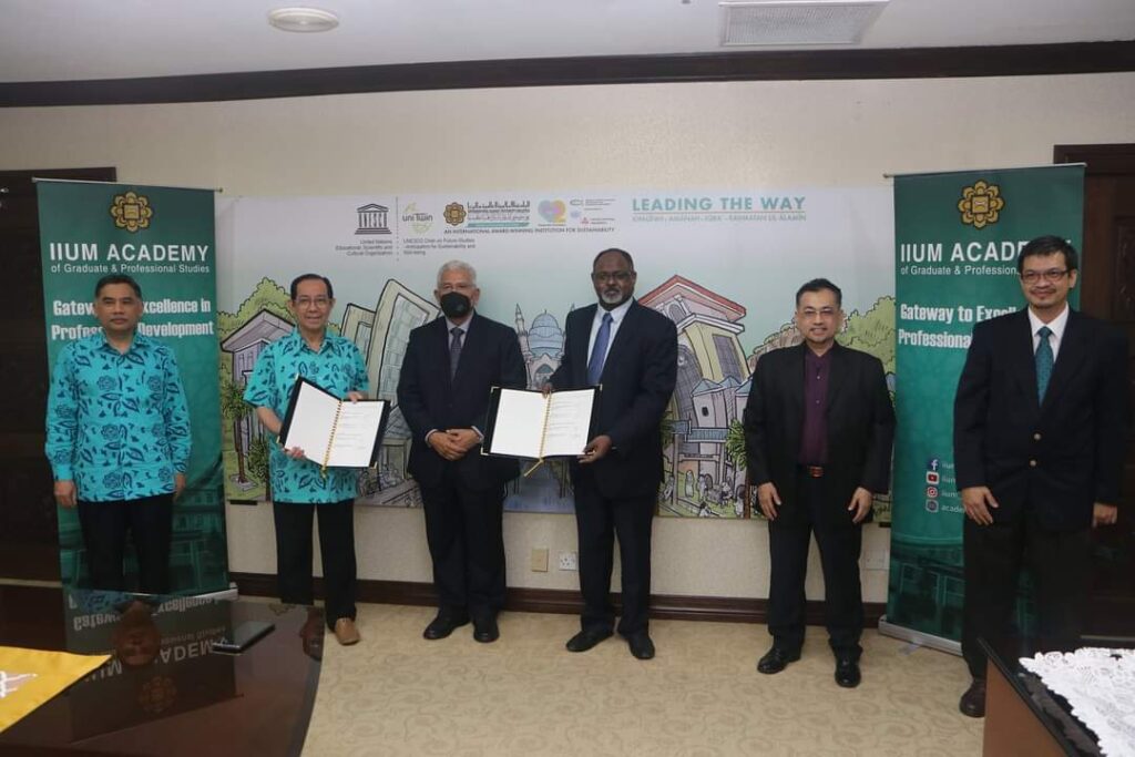 MOA Ceremony between IIUM & MS Asia