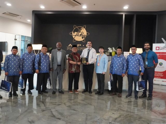Highlights of the Second Day of Al-Binaa Institute Delegation’s Visit from Indonesia to MS Asia